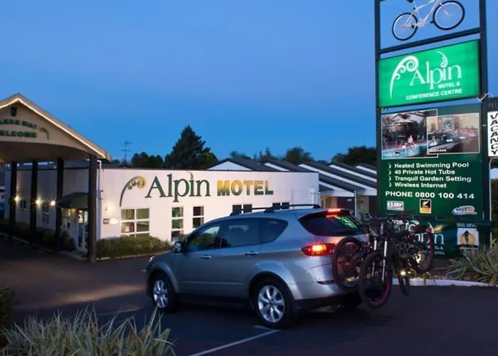 Alpin & Conference Centre Motel 5*